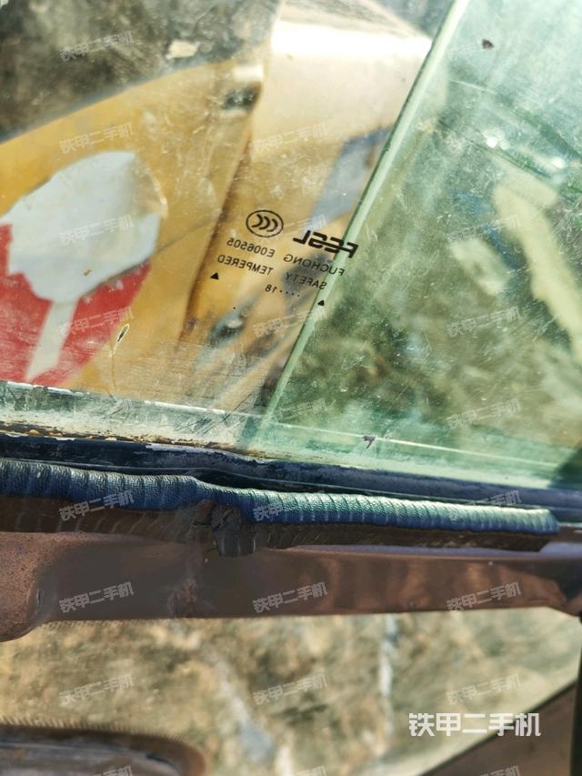 驾驶室正侧（驾驶室部分）