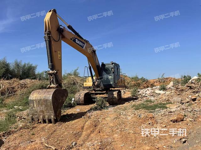 三一重工SY200C挖掘机