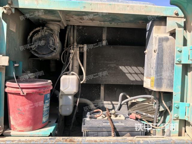 液压泵室（大件舱室）