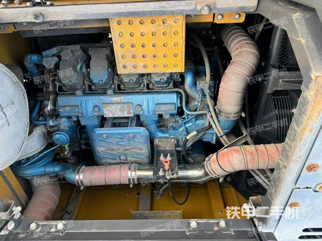 發(fā)動(dòng)機(jī)整體俯視（整機(jī)外觀）