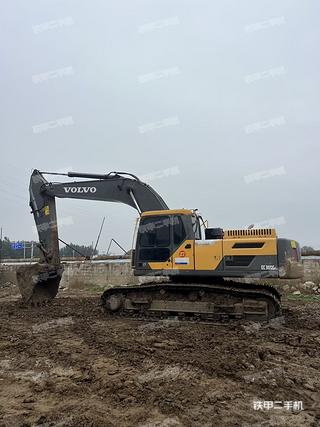 沃尔沃EC300DL挖掘机