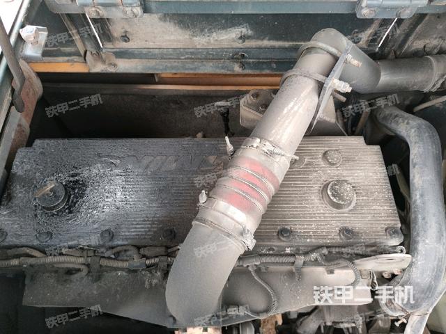 气门室盖螺丝特写（上车部件）