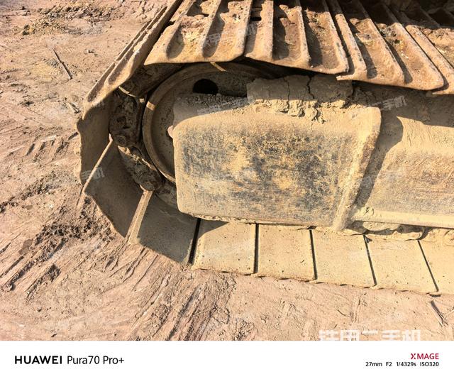 右側(cè)行走馬達蓋板（行走機構(gòu)）