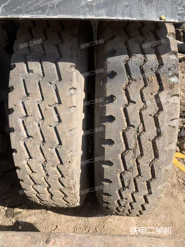 单侧履带整体（整机外观）