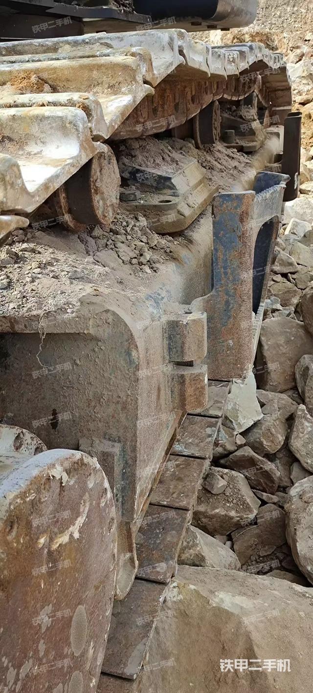 单侧履带整体（整机外观）