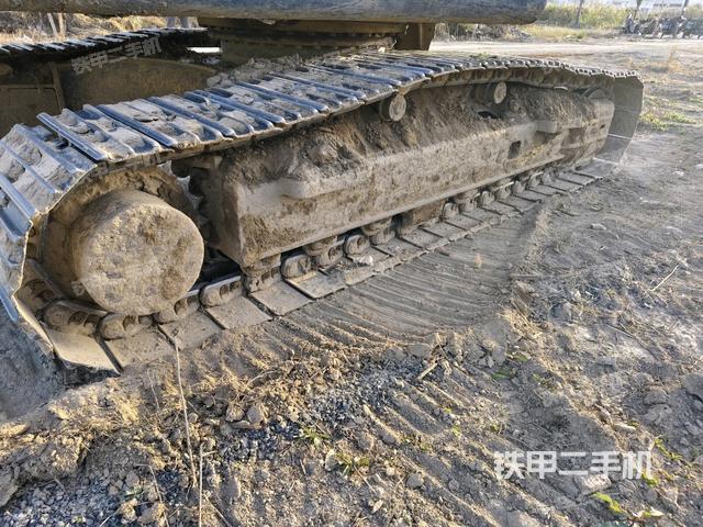 左侧履带整体 （行走机构）