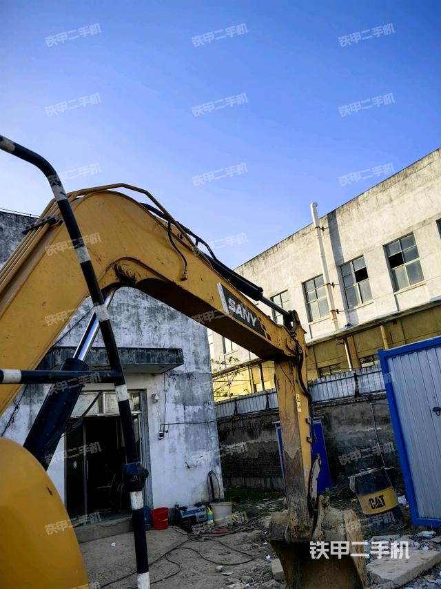 大臂整体 右侧（工作和回转装置）