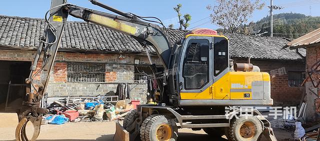 德州寶鼎BD95W-9挖掘機(jī)