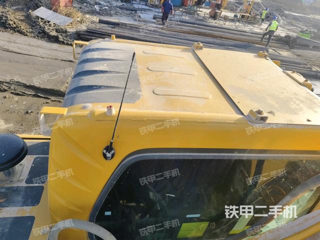 駕駛室頂部俯視（上車部件）