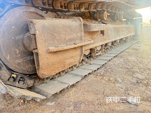 单侧履带整体（整机外观）