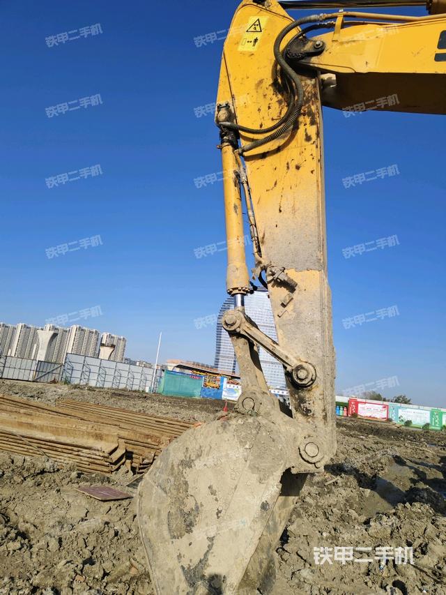 小臂整體左后（工作和回轉(zhuǎn)裝置）