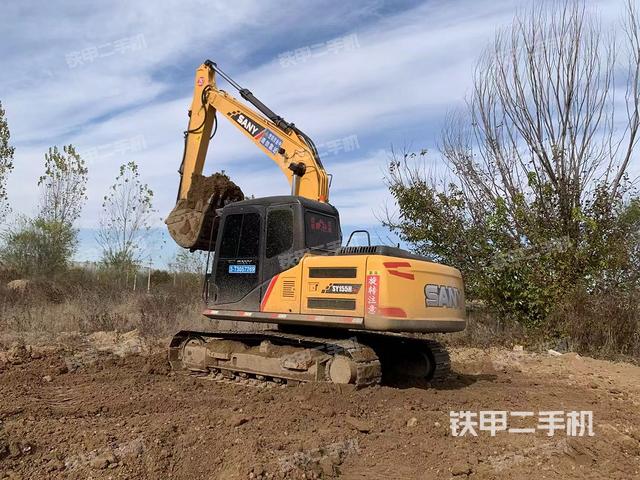 三一重工SY155C挖掘机