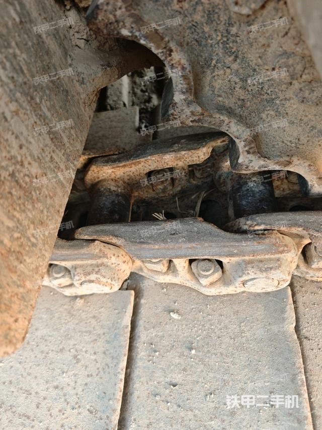 左驱动轮（行走机构）