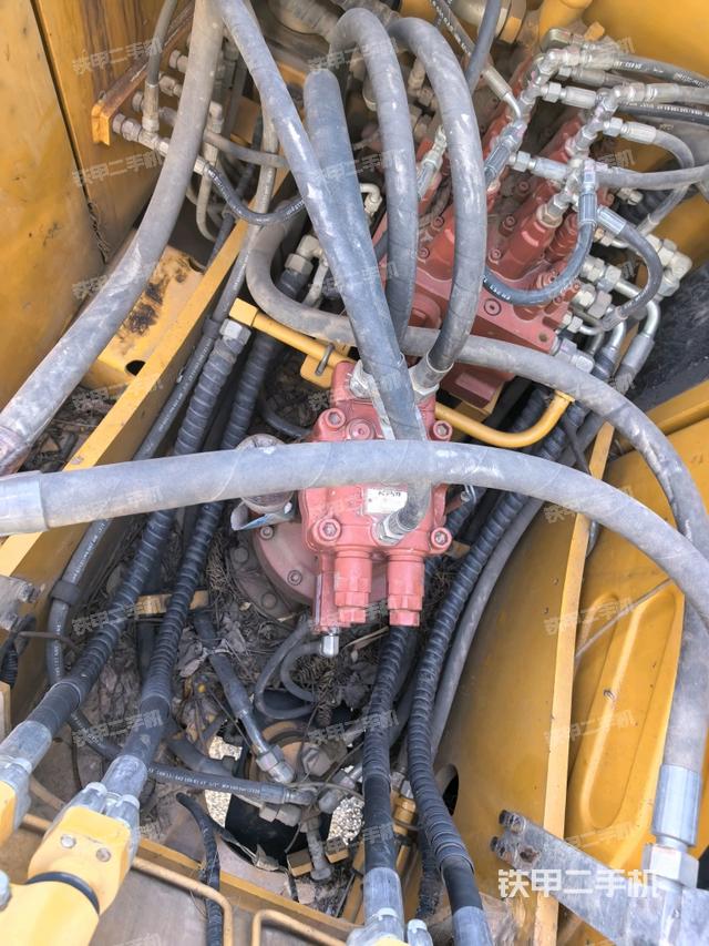 分配閥（上車部件）