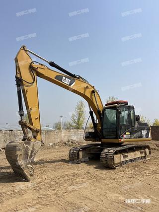 卡特彼勒CAT®318D2 L 小型液压挖掘机实拍图片