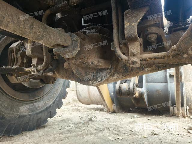 工作裝置整體（整機外觀及大件）