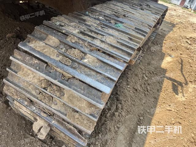 单侧履带整体（整机外观）