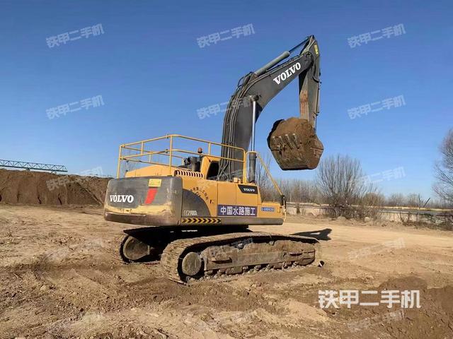 整機右后45°（整機外觀）