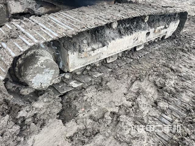 单侧履带整体（整机外观）