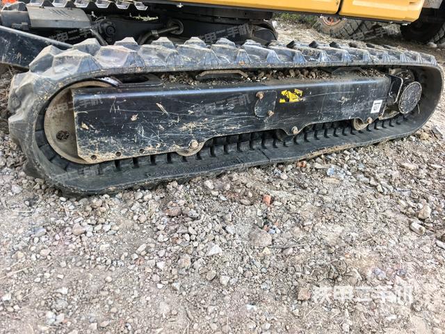 單側(cè)履帶整體（整機(jī)外觀）