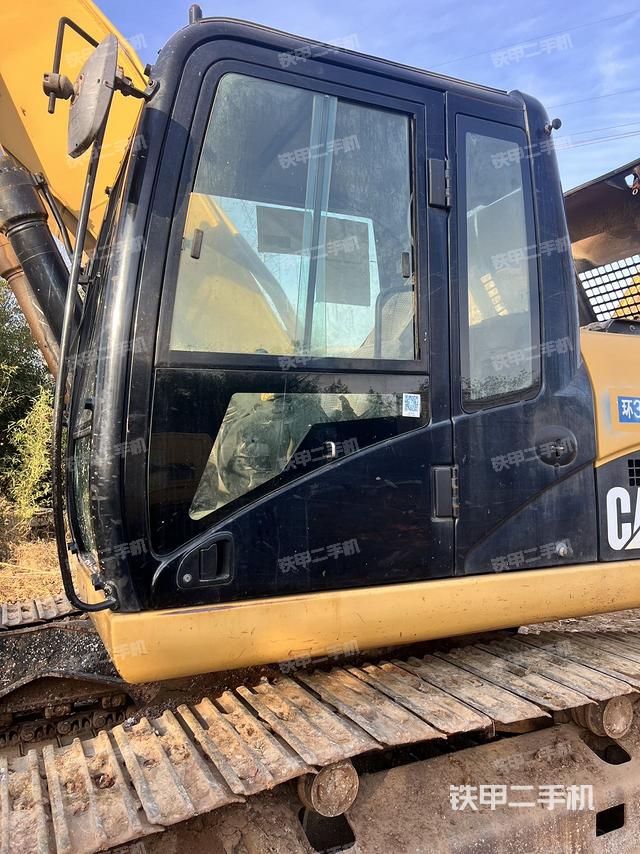 驾驶室整体（整机外观）