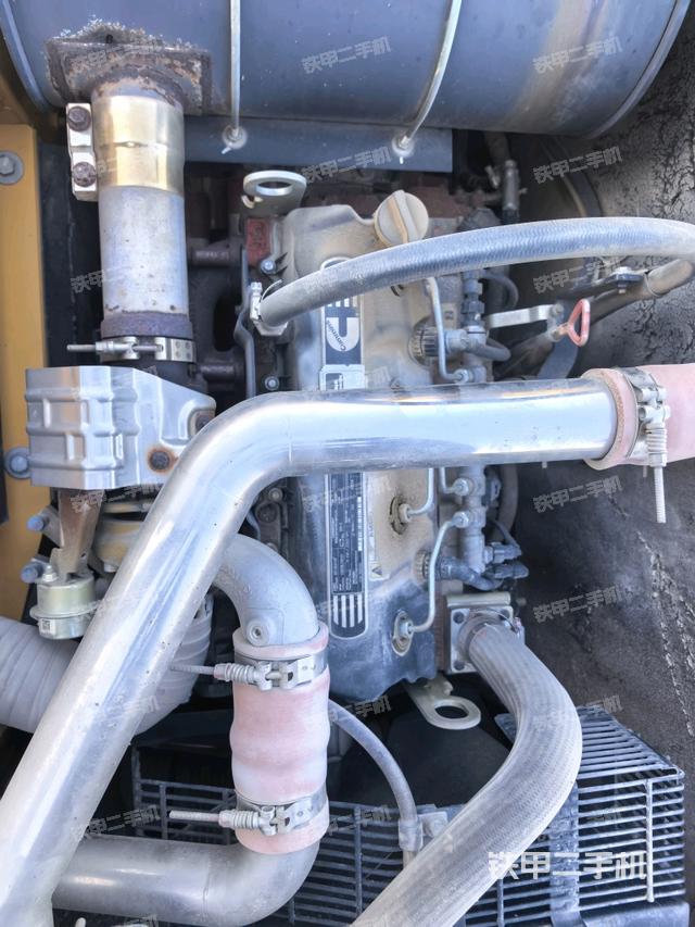 氣門室蓋螺絲特寫（上車部件）