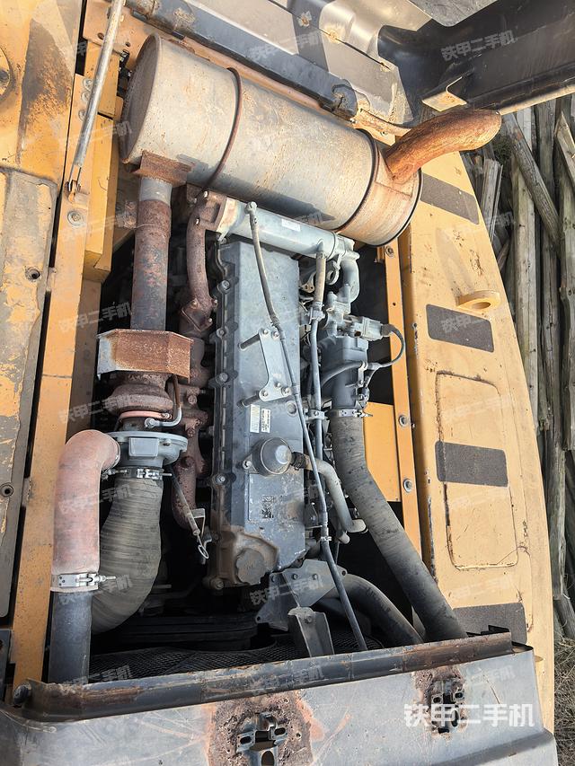 发动机整体俯视（整机外观）