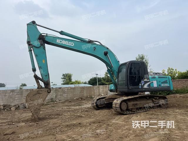 神鋼SK250-8挖掘機(jī)