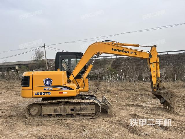 整機(jī)右后45°（整機(jī)外觀）