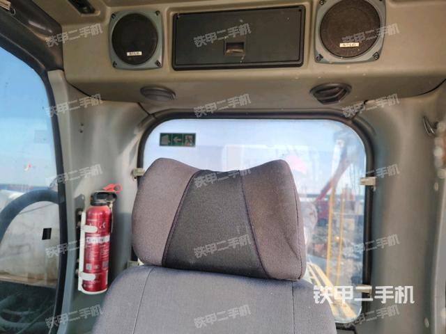 后窗玻璃角標(biāo)（駕駛室部分）