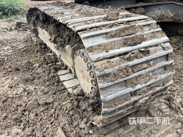 单侧履带整体（整机外观）