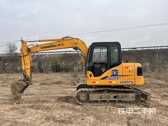 龍工LG6075挖掘機(jī)