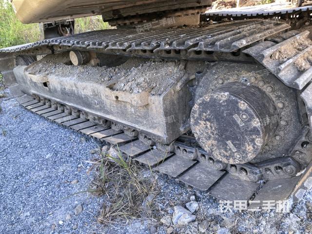 左導(dǎo)向輪（行走機(jī)構(gòu)）