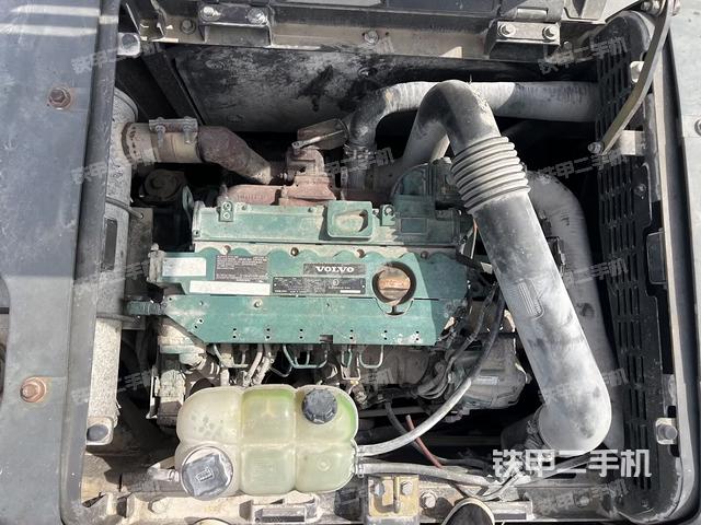 发动机整体俯视（整机外观）