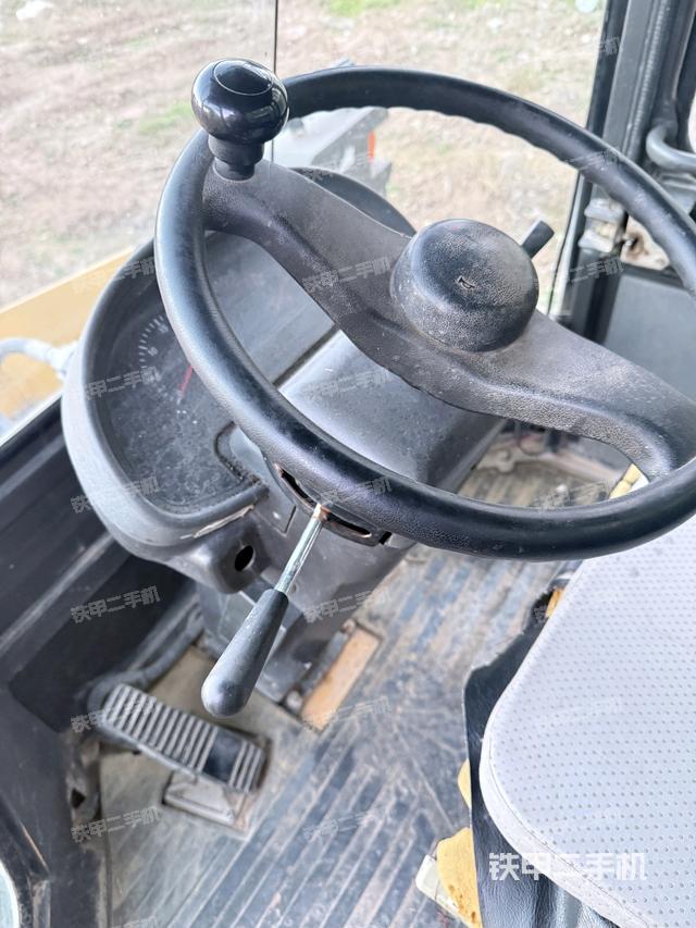 驾驶室操作台（整机外观及大件）