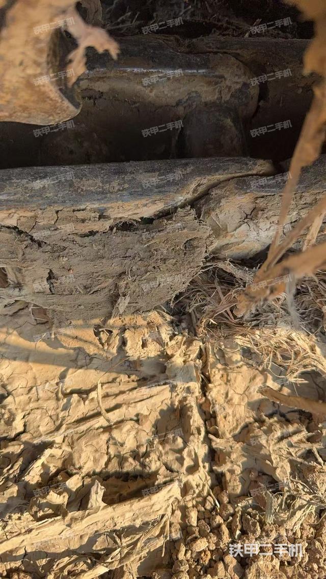 右驱动轮（行走机构）