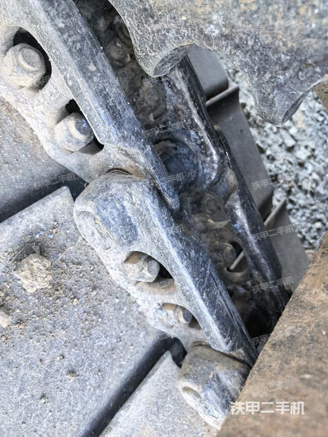 右側(cè)履帶整體（行走機(jī)構(gòu)）