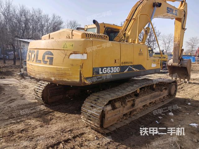 整机右后45°（整机外观）