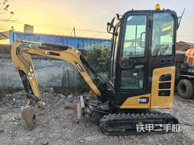 三一重工SY16C（國(guó)四）挖掘機(jī)