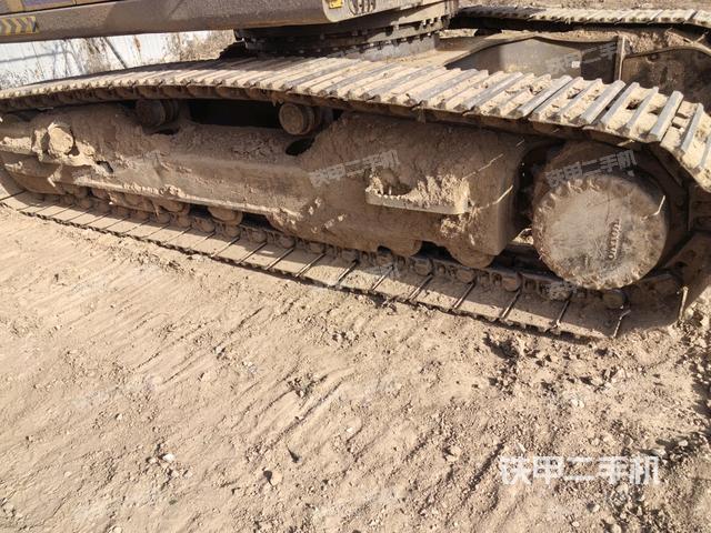 單側(cè)履帶整體（整機外觀）