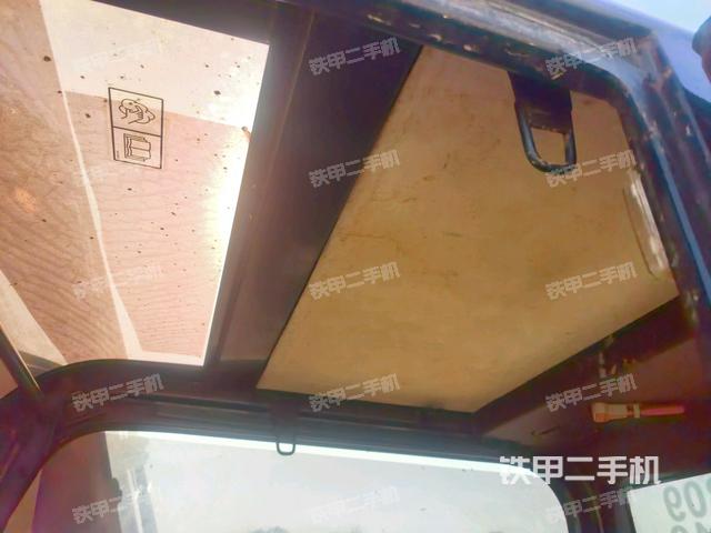 后窗玻璃角標(biāo)（駕駛室部分）