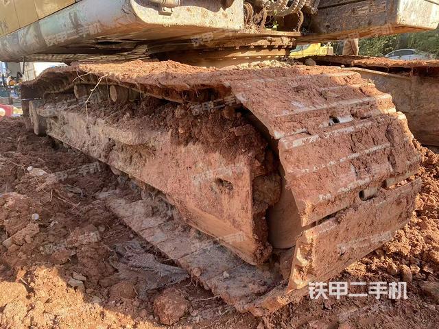 单侧履带整体（整机外观）