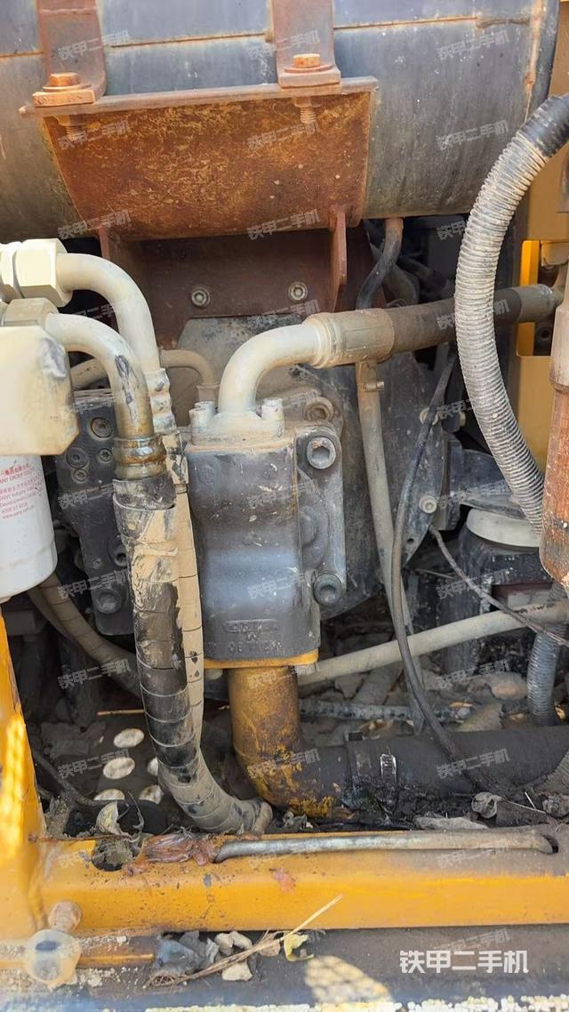 液压泵室（大件舱室）