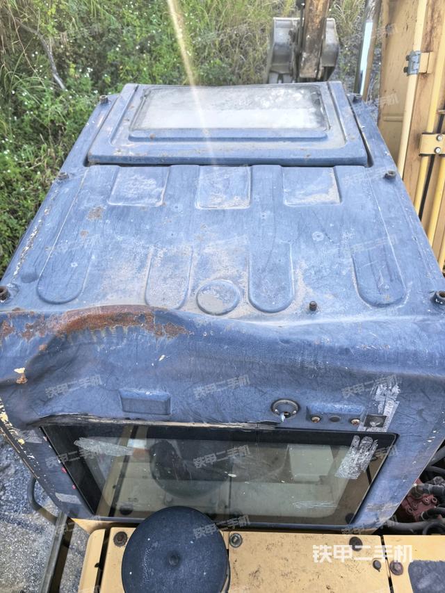 駕駛室頂部俯視（上車部件）