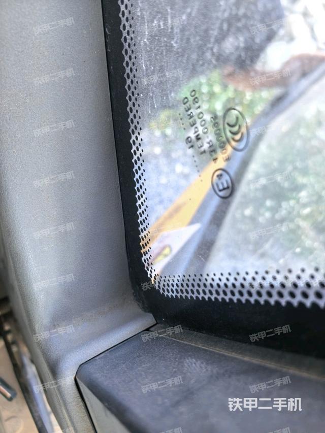 座椅后部（駕駛室部分）