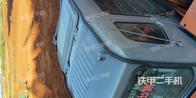 駕駛室頂部（整機(jī)外觀）