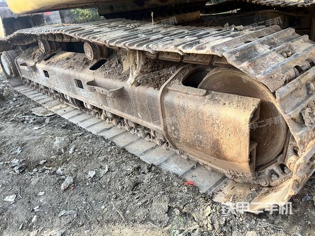 单侧履带整体（整机外观）