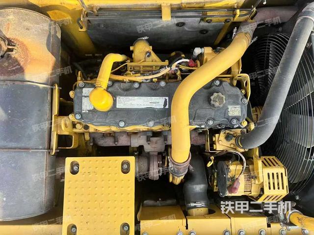 发动机整体俯视（整机外观）