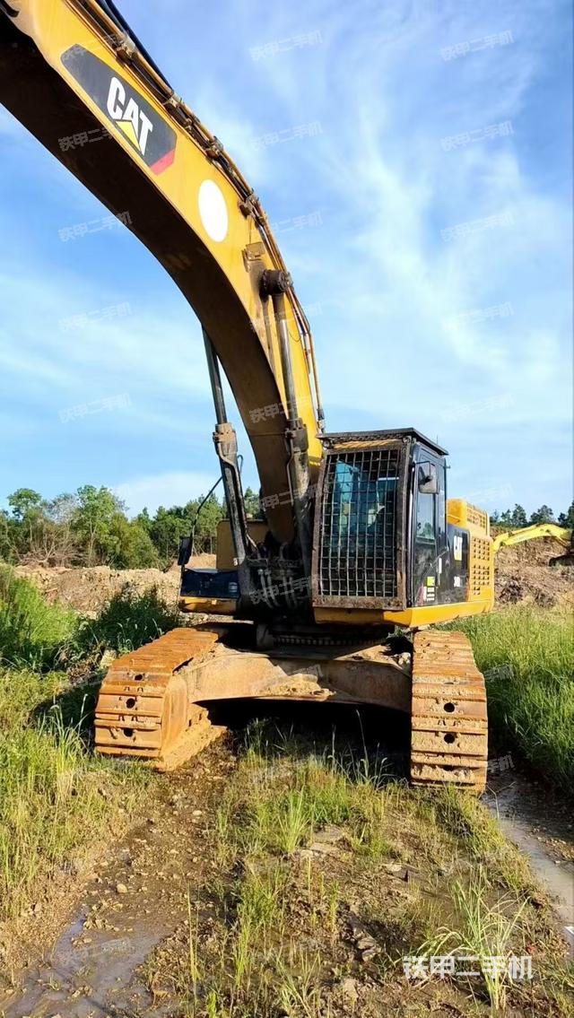整機右后45°（整機外觀）