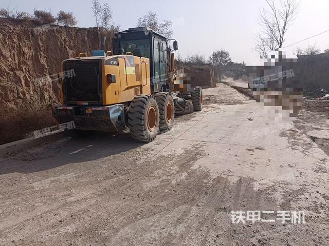 整机右后45°（设备外观及核心部件）